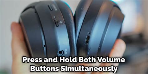 How to turn off flashing lights on headphones. .  <a href=https://www.volksw...