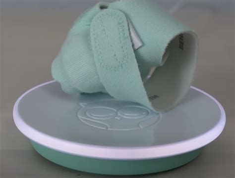 Owlet recommends hand washing your fabric sock and sensor every 2 weeks at a minimum to avoid skin irritation caused by a soiled fabric sock and sensor. Gently hand wash the fabric sock and sensor using cool to lukewarm water and a mild detergent. Lay or hang the fabric socks and sensor to dry. Make sure the sock, sensor, and your baby's foot ...