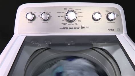Epic Maytag washers are front-loading washing machines. The washers have a control knob to select different washing cycles, buttons to select a soil level and options such as pre-wash and extra rinse. The keys are sensitive, so Epic washers have a button that locks the control panel to stop accidental activation of a new option during a cycle.. 