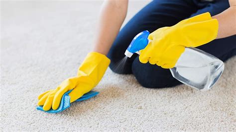 How to use a carpet cleaner. Allow it to sit: Let the baking soda sit up to eight hours, or overnight. Vacuum: In the morning, vacuum the affected area thoroughly. Dish soap: If there is still a remaining stain, it’s time to get out the dish soap. Take one drop and blot it over the stain. Increase depending on the size of the stain. 