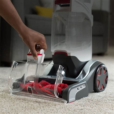 How to use hoover smartwash carpet cleaner. The Hoover SmartWash Pet Complete Automatic Carpet Washer is just as easy to use as our original SmartWash. Simply push forward to clean and pull back to dry. No trigger and no mixing solutions. It's literally as easy as vacuuming. The SmartWash Pet Complete is designed specifically for homes with pets. Use the Spot Chaser Pretreat Wand to pretreat stains before you clean or as you go. Plus ... 