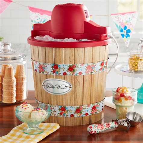 The Pioneer Woman Premium Ice Cream Starter Kit comes with Eight Packages of Ice Cream mix (2 packages of 4 different flavors), Rock Salt, and the electric Ice Cream Maker. By following the directions on the packages, it is very easy to mix the ingredients with milk and cream and then, start the churning.. 