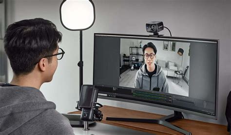 How to use webcam remote network.  Aug 26, 2023 · Learn how to access your ...