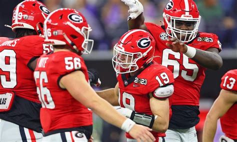 How to watch georgia game today. NCAA college football is back for the 2023 season, with over 90 games taking place just in Week 9. One of those must-watch games?Today's No. 1 Georgia vs. Florida game. 