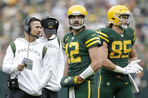 How to watch packer game. Oct 29, 2023 · How can I watch the Packers on TV? FOX Sports, now in its 30th season as an NFL network television partner, will broadcast the game. Play-by-play man Kenny Albert joins analyst Jonathan Vilma and ... 