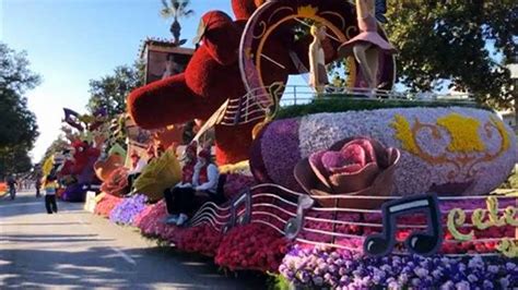 How to watch rose bowl. Jan 2, 2023 ... The 2023 Rose Bowl Parade is a broadcast television staple and will again be available for free for anyone who has a TV set, an antenna, and ... 