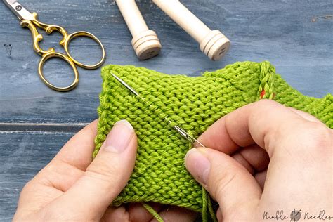 How to weave in ends