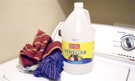 How to whiten white clothes that have yellowed without bleach. Remove that cloudiness with a mixture of equal parts white vinegar and water. If the yellowed plastic area is the inside a cup or a container such as a plastic blender, pour the mixture into it. Use enough liquid to fill the container, or at least cover all the cloudy areas. If the cloudiness is on the outside of a plastic item, submerge the ... 