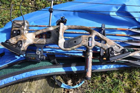 Hoyt Intruder Compound Bow $225. Hoyt Intruder compound bow right handed. Comes with everything you need- sight, quiver, stabilizer. Arrow rest, release and arrows. Bow has adjustable draw length on the cam from 23-32”s and adjustable draw weight from 50-70lbs. $225 oboIf interested please call me at MT area code- 4twotwo-8three3zero. $225.00.. 