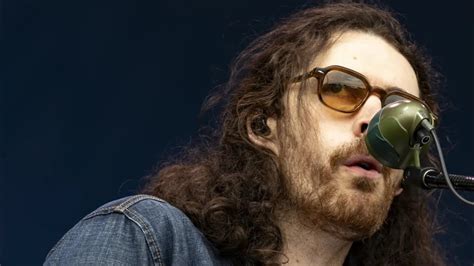 Hozier - Cherry Wine - YouTube