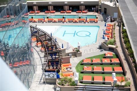 Hq2 atlantic city. HQ2 Nightclub & Beach Club is a nightclub located in Atlantic City. The club has been rated as one of the best clubs in Atlantic City and it is known for its great music, friendly staff and beautiful guests. 