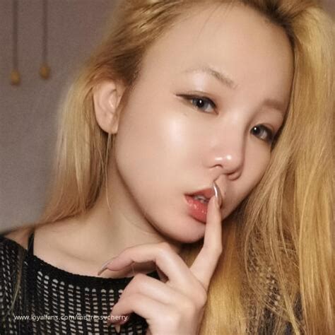 🍌 Hshhh_T Onlyfans Leak +18 241 Vids