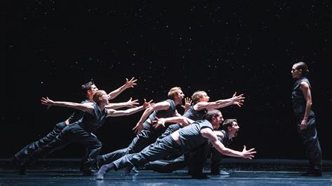Hubbard street dance chicago. Hubbard Street Dance Chicago's Season 45: Sapphire Season will premiere during the fall at the Harris Theater for Music and Dance (205 E Randolph St). Tickets will be available at ... 