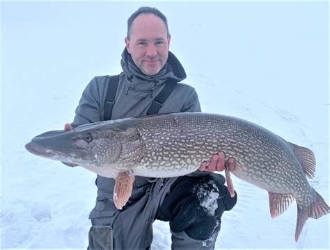 Hudson angler hooks Mille Lacs Lake northern pike that ties Minnesota catch-and-release record