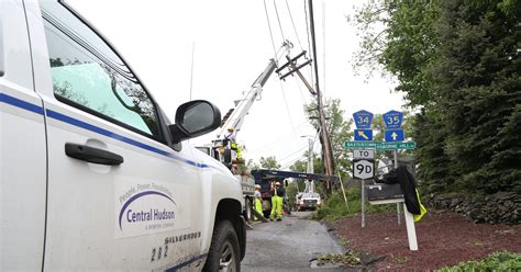 Hudson wi power outage. Just before 8:30 a.m., power was restored to much of Hudson. National Grid spokesman Patrick Stella said at 8:30 a.m. line crews were out trying to find the source of the outage, but, in the ... 