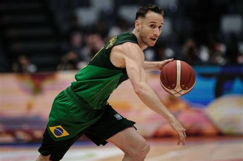 Huertas 2nd-oldest to play in FIBA World Cup; Doncic leads Slovenia; Neto out with knee injury