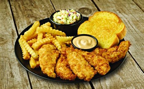 Huey Magoo’s delivers delicious, fresh, cooked-to-order chicke