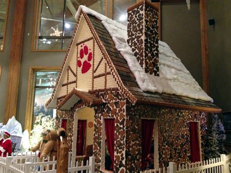 Huge Gingerbread houses! Visit our huge gingerbread houses