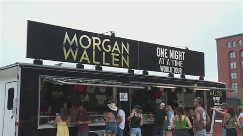 Huge crowds flock to Morgan Wallen's shows despite 2021 controversial video