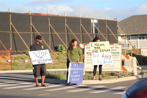 Hui asks developers to stop digging for burials - Maui News