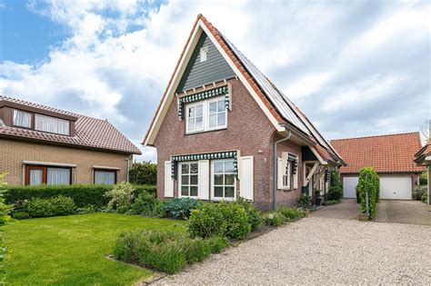 Huis te koop: Beusichemsedijk 4 4101 NV Culemborg [funda]