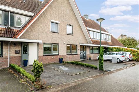 Huis te koop: Robijndreef 2 7828 AZ Emmen [funda]