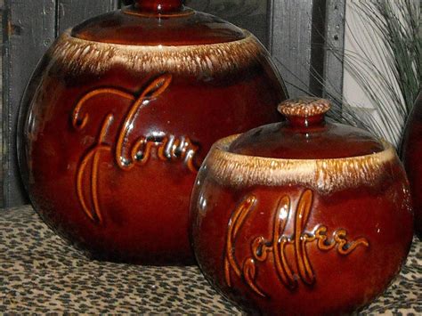 Vintage Crock Cookie Jar, Bean Pot Hull Pot
