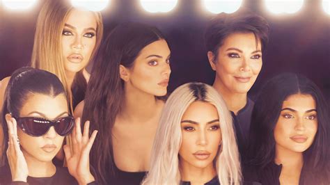 Hulu kardashians. Mar 9, 2022 · The Kardashians talk the next chapter of their reality TV reign as they move to Hulu after the end of 'Keeping Up With the Kardashians.' 