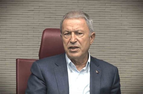 Hulusi Akar: Bazı sıkıntılar olabiliyor fakat şuan her şey kontrol altında.