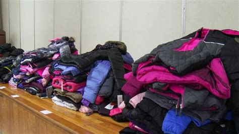 Humble Hustle donates nearly 300 coats to Roanoke students