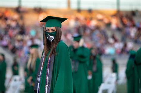 Humble ISD mulls return to class options amid conflicting instructions