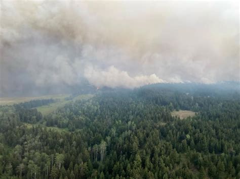Hundreds allowed to return home as wildfire crews make progress in B.C.