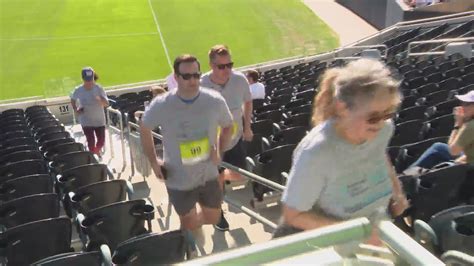 Hundreds climb steps of Soldier Field to raise money for lung disease
