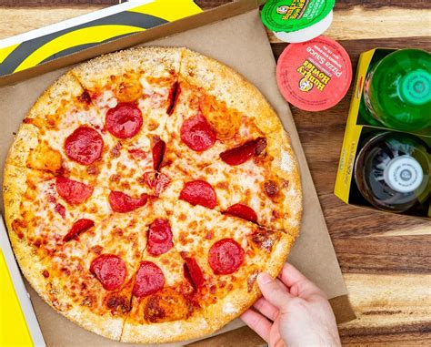 Hungrey howies pizza. In today’s fast-paced world, ordering pizza online has become increasingly popular. With just a few clicks, you can have a hot and delicious pizza delivered straight to your doorst... 