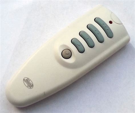 Universal Fan-Light Remote Control with Receiver - 9977