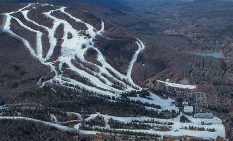 Hunter mountain ski center. Currently 10 ski areas (29%) out of 35 ski resorts reporting are open for skiing and snowboarding. State wide 19% of lifts are open. 21% of trails in New York are open. HoliMont has 27% of trails open, West Mountain Ski Center has 64% open, and Hunter Mountain has 36% open. 