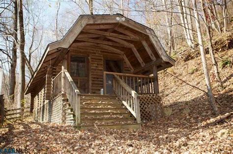 Find cabins for sale in Southern West Virginia including log