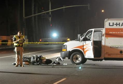 Huntington Beach crash kills driver, hospitalizes passengers