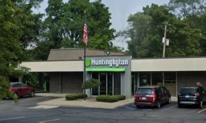 Huntington bank holt mi. Huntington Bank Hale branch is one of the 999 offices of the bank and has been serving the financial needs of their customers in Hale, Iosco county, Michigan since 1952. Hale office is located at 114 N Washington St, Hale. You can also contact the bank by calling the branch phone number at 989-728-2051 