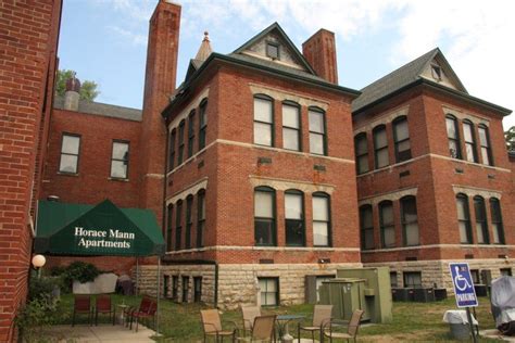 Huntington in apartments. Apartments For Rent in Huntington, IN. Sort: Just For You. 11 rentals. $750/mo. 1bd. 1ba. 426 E Market St #1/2, Huntington, IN 46750. 