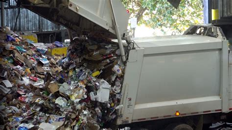 Huntsville Recycling Update: Madison County & City Trucks Step In to Collect Blue Cans (2026)
