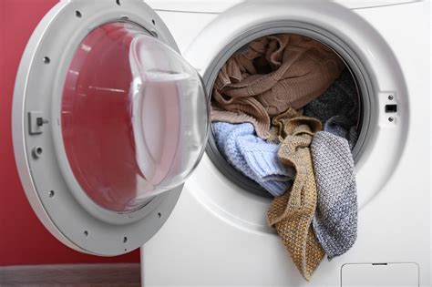 Hur mycket tvättmedel behövs till en full tvättmaskin