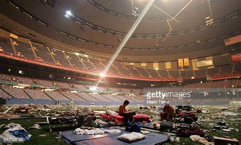 Hurricane Katrina Superdome Foto e immagini stock - Getty …