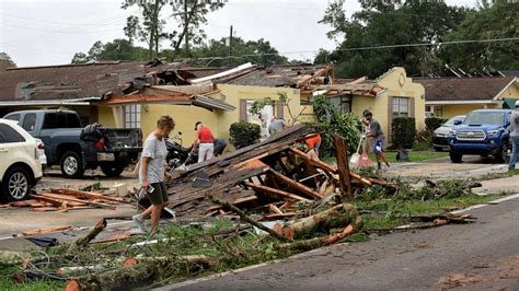 Florida Division of Emergency Management. 2555 Shumard Oak Blvd. Tallahassee, Florida 32399-2100 Phone: 850-815-4000. For Florida Relay Service: Dial 711 (TDD/TTY) . Hurricane cleanup jobs