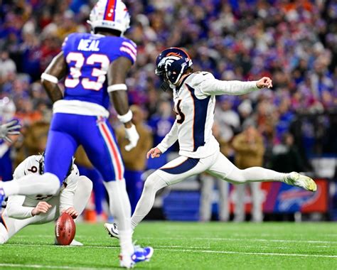 Hurricane warning: Broncos K Wil Lutz never had a hurry-up field goal in his career. He tried two against Buffalo — and a timely mulligan