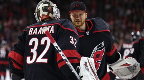Hurricanes face decisions in net with Andersen, Raanta healthy for East final