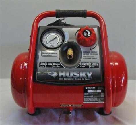 Husky 1.5hp 3 gallon air compressor - YouTube