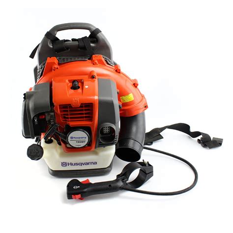 A Husqvarna leaf blower will only run with the choke on whe