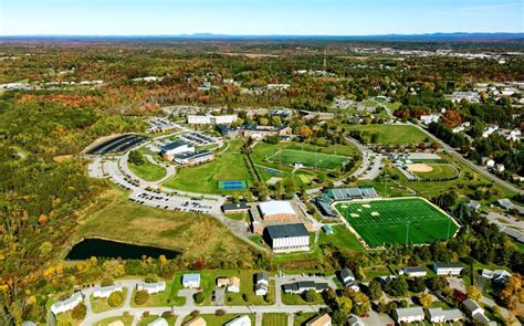 Husson bangor. National rankings are from the d3football.com Top 25 Poll and American Football Coaches Association Division III Top 25 Poll. 