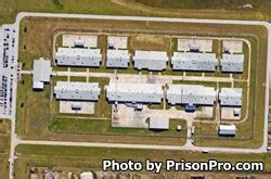 Scheduling of visits will close 72 hours prior to the start of the visiting week. If you cannot schedule your visit online you can contact the Hutchinson Correctional Facility visitation clerk Monday through Friday from 7:30am-4:00pm at 620-625-7310. Important things to know when visiting an inmate in Kansas: You must have a valid government ...